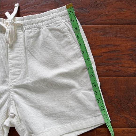 Todd Snyder Corduroy Short - 5” inseam, drawcord waist - Picture 4 of 5